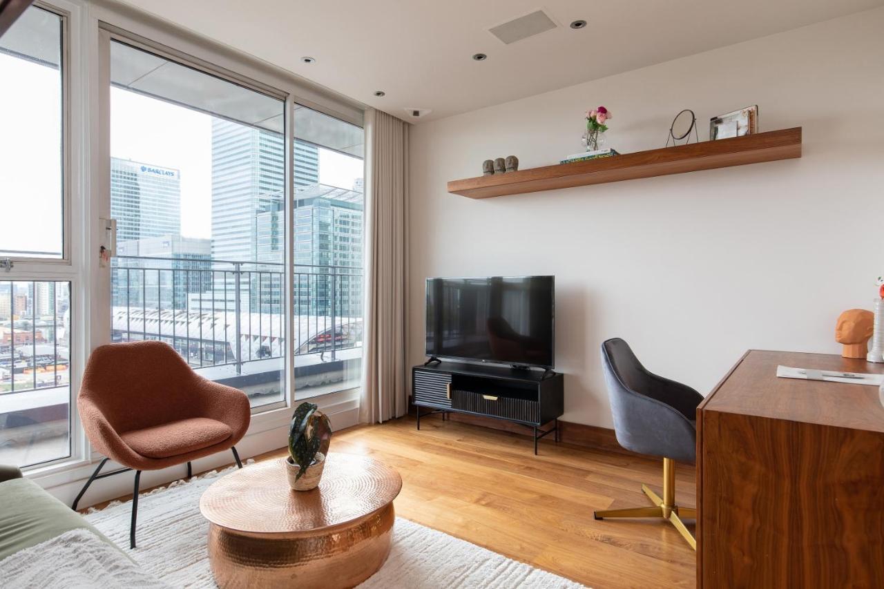 The Canary Wharf Secret - Glamorous 3Bdr Flat With Terrace And Parking Apartment London Exterior photo